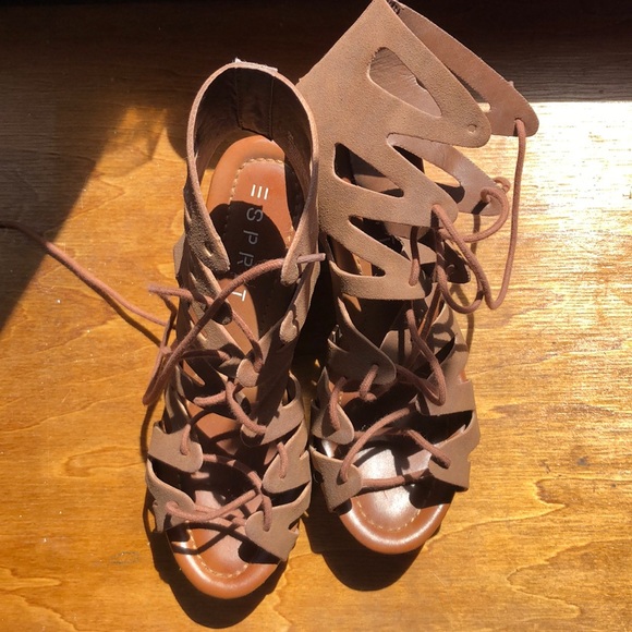 Sale! 2/$25 Worn once gladiator 3” sandals - Picture 1 of 3